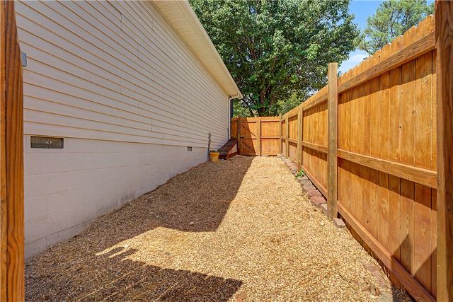 65 Granshire Drive, Bella Vista, AR 72714