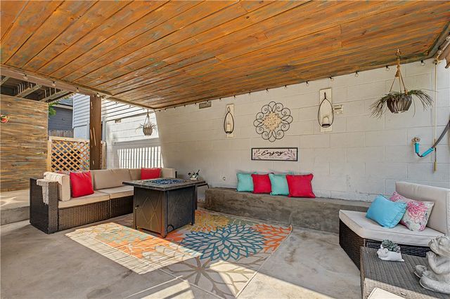 65 Granshire Drive, Bella Vista, AR 72714