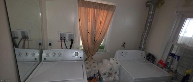 136 Smith St, Elizabeth City, NJ 07201