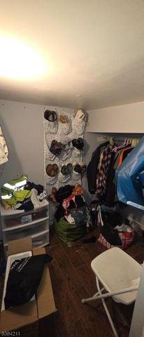 136 Smith St, Elizabeth City, NJ 07201