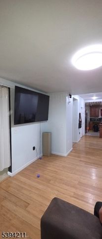 136 Smith St, Elizabeth City, NJ 07201