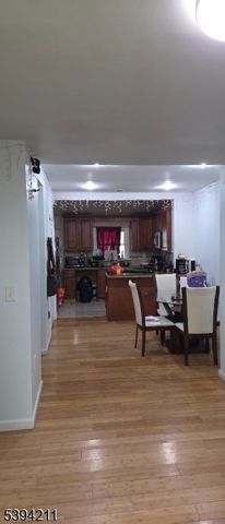 136 Smith St, Elizabeth City, NJ 07201