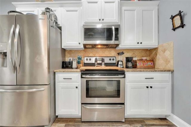 309 Helena Place, Mcdonough, GA 30252