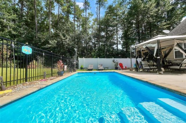 309 Helena Place, Mcdonough, GA 30252
