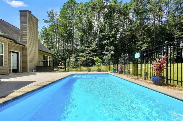 309 Helena Place, Mcdonough, GA 30252