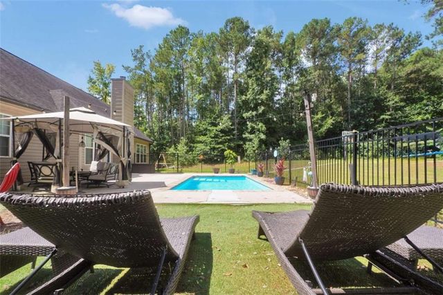 309 Helena Place, Mcdonough, GA 30252
