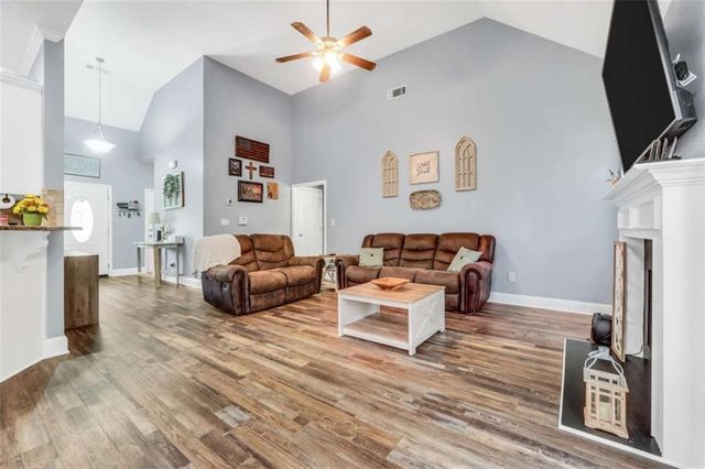 309 Helena Place, Mcdonough, GA 30252