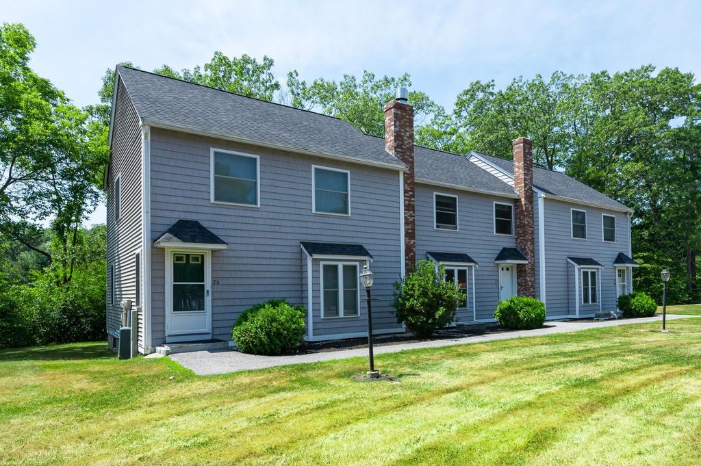 27 Downing Court # 27, Exeter, NH 03833