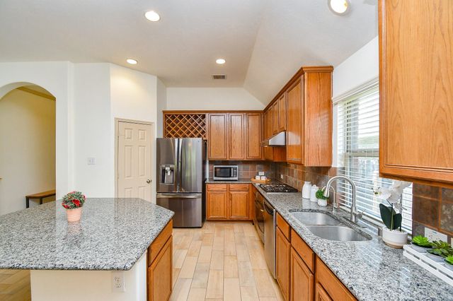 16814 Ranger Ridge Drive, Cypress, TX 77429