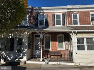 223 WOODLAWN AVE, Wilmington, DE 19804