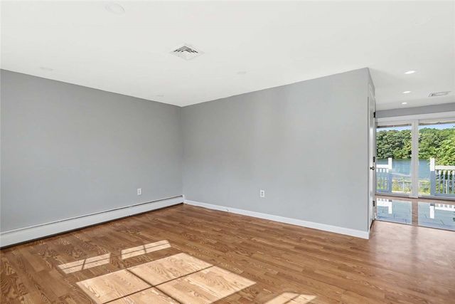 42 Roger Williams Avenue, East Providence, RI 02916