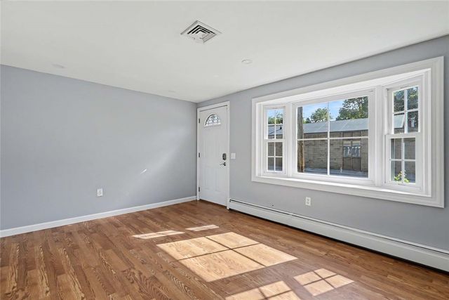 42 Roger Williams Avenue, East Providence, RI 02916