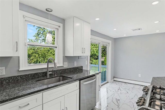 42 Roger Williams Avenue, East Providence, RI 02916