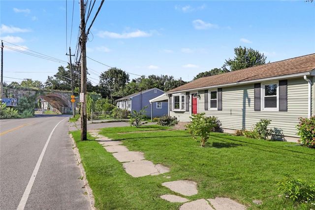 42 Roger Williams Avenue, East Providence, RI 02916
