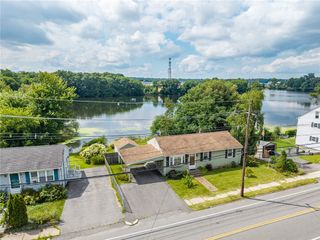 42 Roger Williams Avenue, East Providence, RI 02916