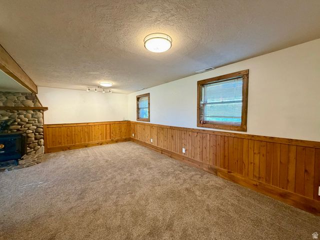 2115 N FRUITLAND DR, North Ogden, UT 84414