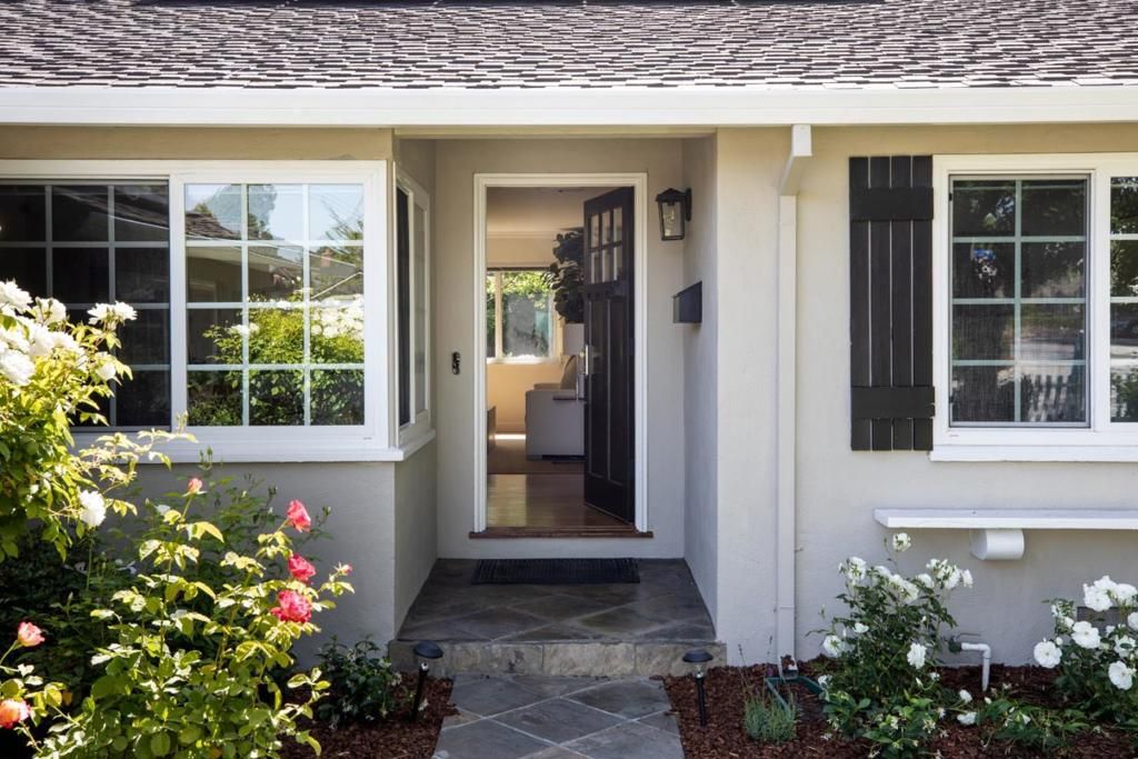 Image 6 of property listing at 2349 Carol Avenue, Mountain View, CA 94040