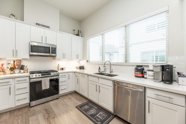5230 Schuler Street, Houston, TX 77007