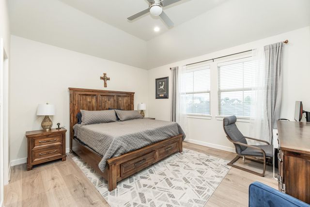 5230 Schuler Street, Houston, TX 77007