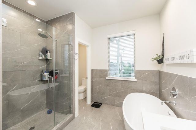 5230 Schuler Street, Houston, TX 77007