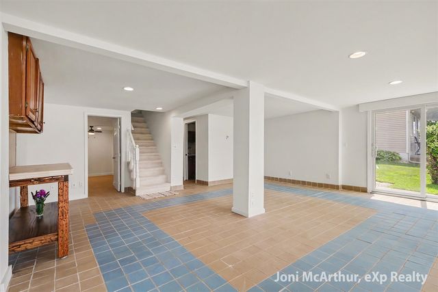 11613 Orchard Park Drive, Sparta, MI 49345
