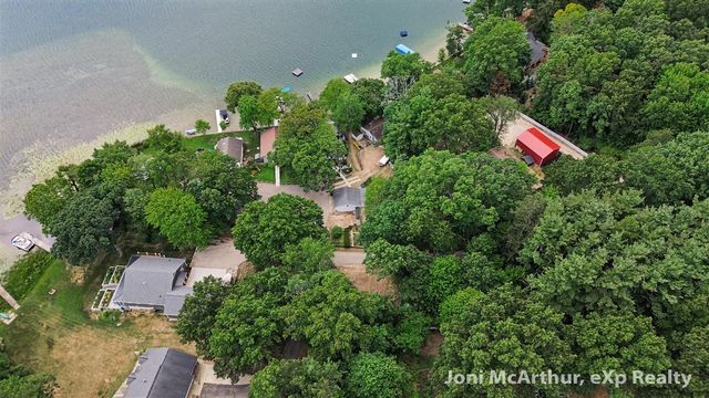 11613 Orchard Park Drive, Sparta, MI 49345