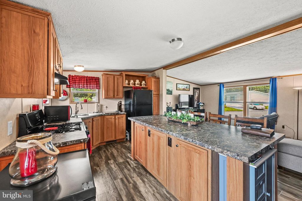 Image 10 of property listing at 701 CASSEL ROAD #LOT #67, Manchester, PA 17345