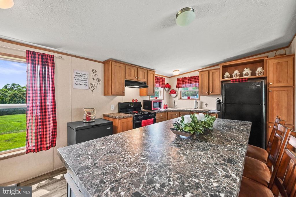 Image 11 of property listing at 701 CASSEL ROAD #LOT #67, Manchester, PA 17345
