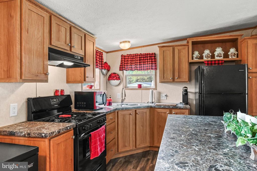 Image 12 of property listing at 701 CASSEL ROAD #LOT #67, Manchester, PA 17345