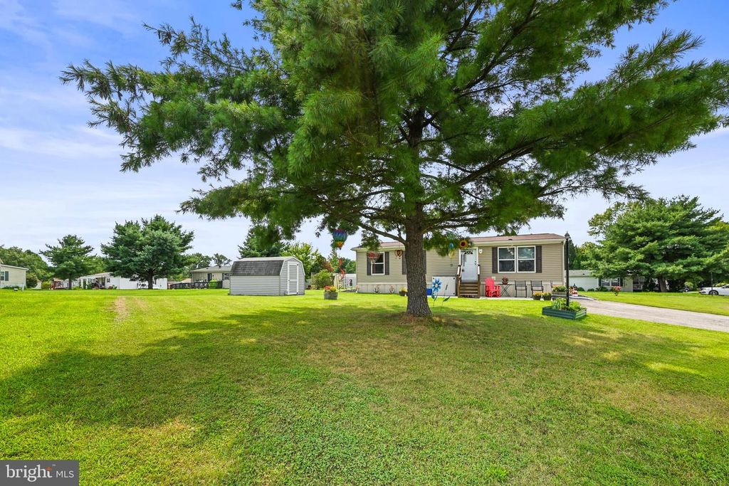Image 2 of property listing at 701 CASSEL ROAD #LOT #67, Manchester, PA 17345