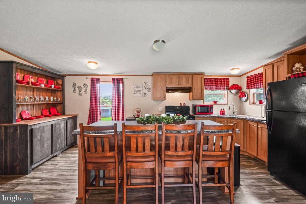 Image 8 of property listing at 701 CASSEL ROAD #LOT #67, Manchester, PA 17345
