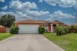 638 SW Mccullough Avenue, Port St Lucie, FL 34953