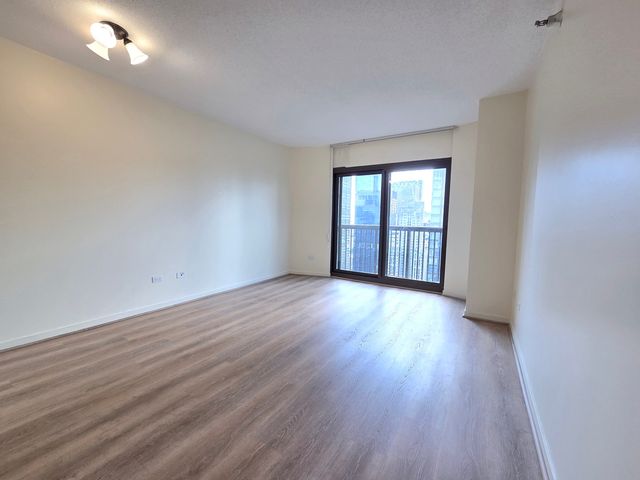 400 N LaSalle Street 4106, Chicago, IL 60654