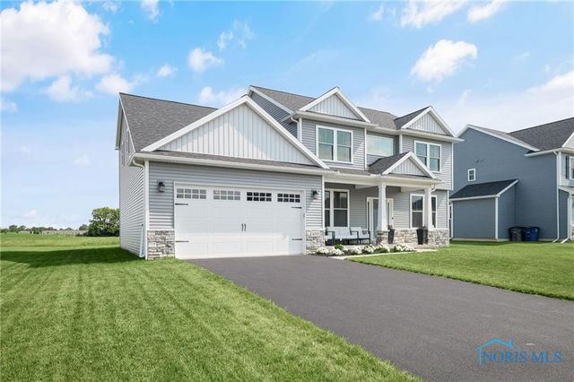 1035 Stoneleigh Road, Perrysburg, OH 43551