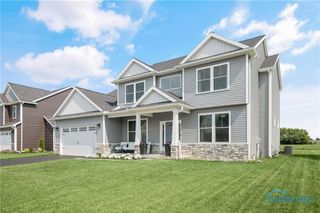 1035 Stoneleigh Road, Perrysburg, OH 43551