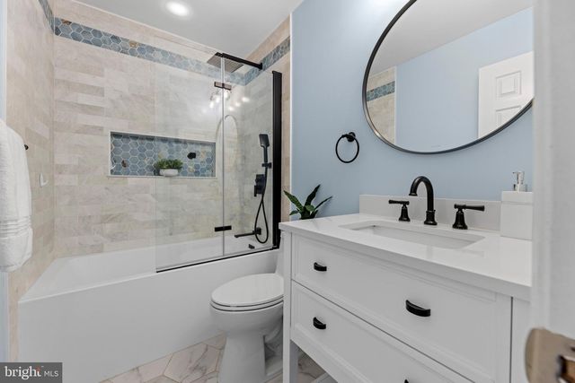 4611 DEMING AVE, Alexandria, VA 22312