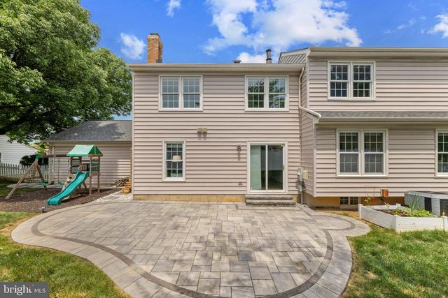 4611 DEMING AVE, Alexandria, VA 22312