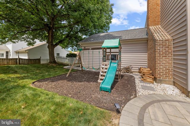 4611 DEMING AVE, Alexandria, VA 22312