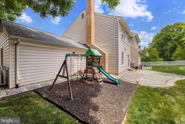 4611 DEMING AVE, Alexandria, VA 22312