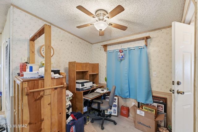 7261 N Van Ark Road, Tucson, AZ 85743