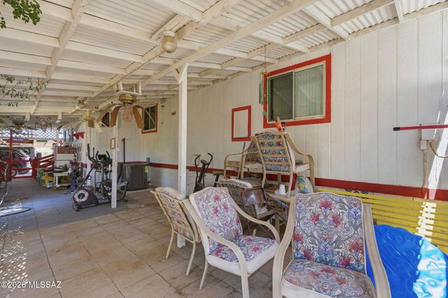 7261 N Van Ark Road, Tucson, AZ 85743