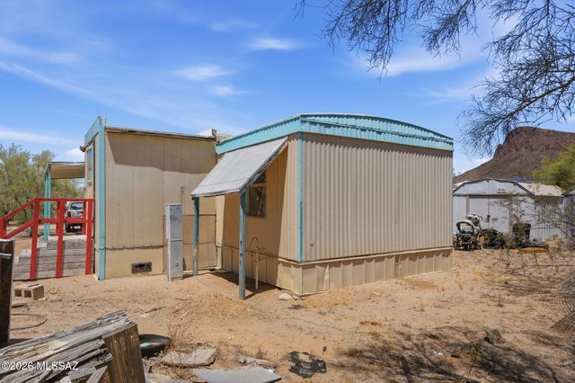 7261 N Van Ark Road, Tucson, AZ 85743