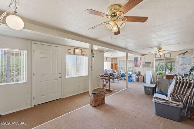 7261 N Van Ark Road, Tucson, AZ 85743