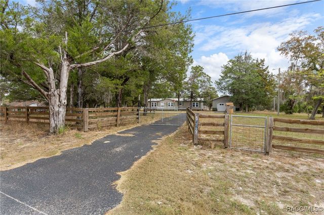 6329 & 6355 S Canna Lily Avenue, Homosassa, FL 34446