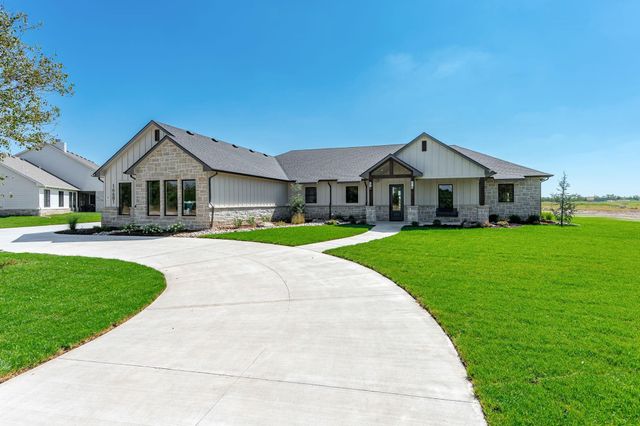16681 W Hickory St, Wichita, KS 67052