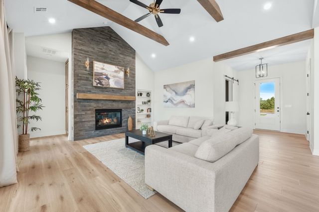 16681 W Hickory St, Wichita, KS 67052