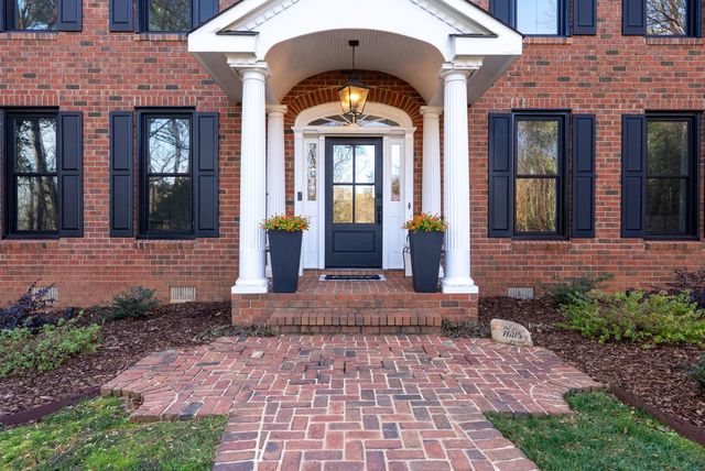 21 Knee Run, Spartanburg, SC 29302