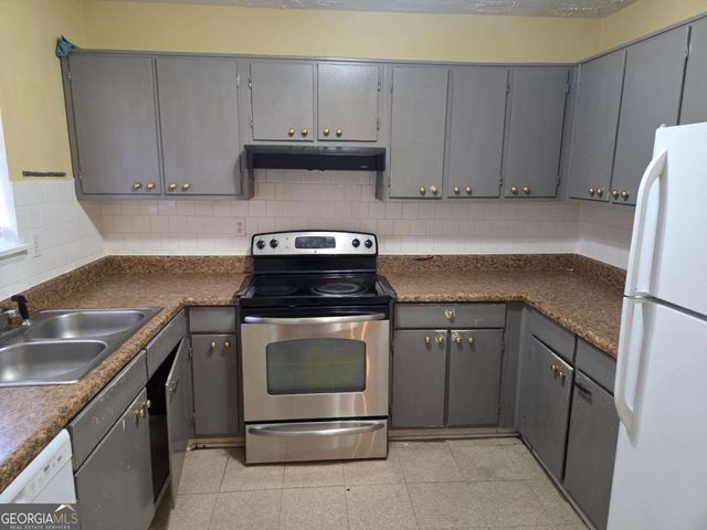 897 A Six Oaks Circle B, Norcross, GA 30093