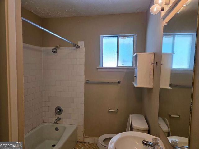 897 A Six Oaks Circle B, Norcross, GA 30093
