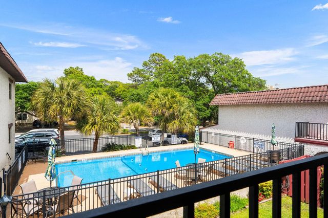 7313 Porcher Dr Apt 17, Myrtle Beach, SC 29572